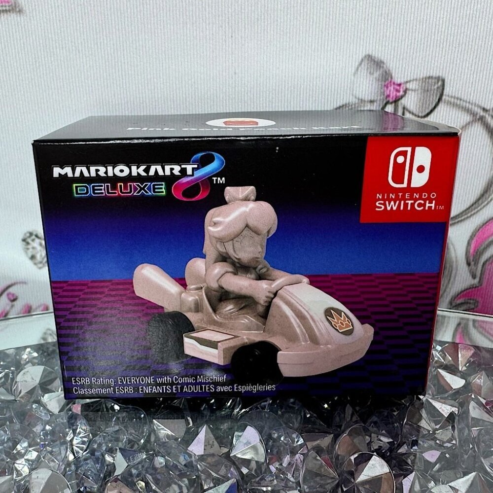 Mario kart deluxe Nintendo switch gold pink princess peach McDonald’s toy 🇨🇦